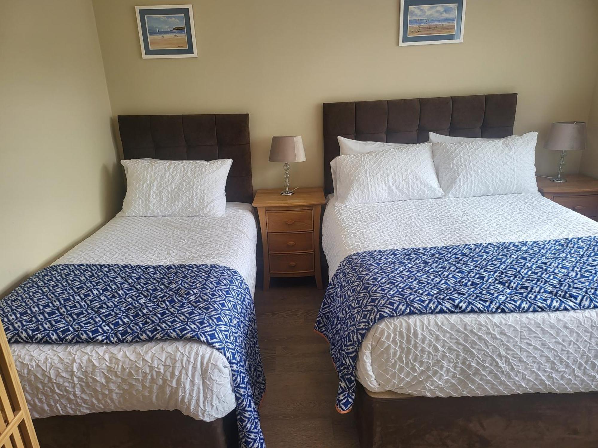 Royal Court Hotel Portrush Exteriör bild